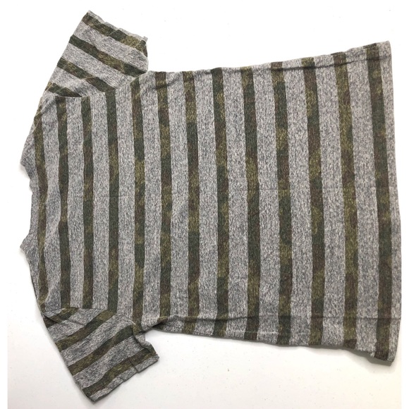 Auth Sidecar v-neck - Picture 2 of 8